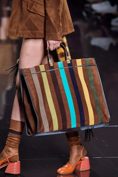 Look 36